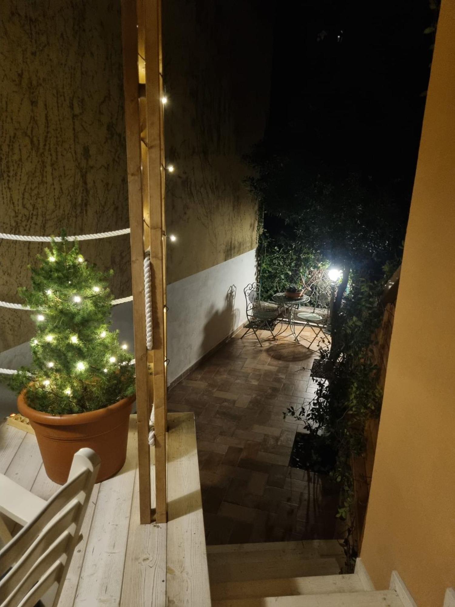 Cavana Cosy Apartment With Garden Near The Sea Trieste Ngoại thất bức ảnh