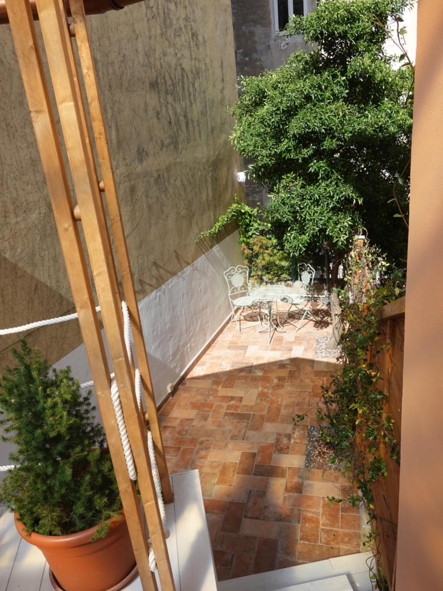 Cavana Cosy Apartment With Garden Near The Sea Trieste Ngoại thất bức ảnh